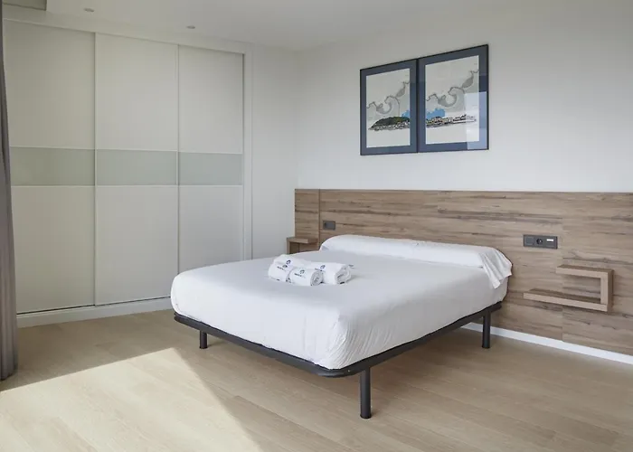 Mantulene - Basque Apartment *